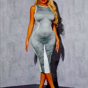 Graphic Print Colorblock Bodycon Dress- M